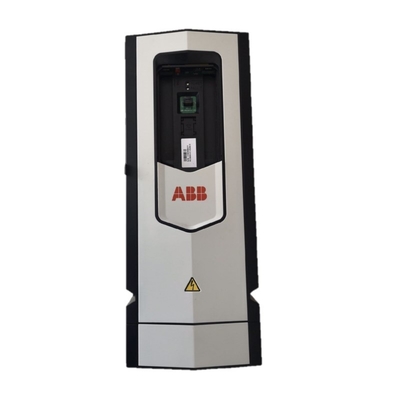 ACS880-01-240A-5 オリジナルパッケージ 132 kW 240 A A B B 通信インターフェイス その他