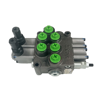 M45/2 モノブロック液圧方向弁でスキードローダーの機能を最適化