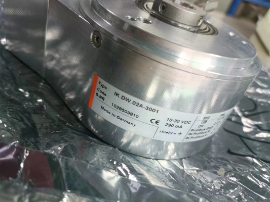 エンコーダー IK.DW.02A-3001 その他の通信インターフェイス 3 kg 半分の内での純重量